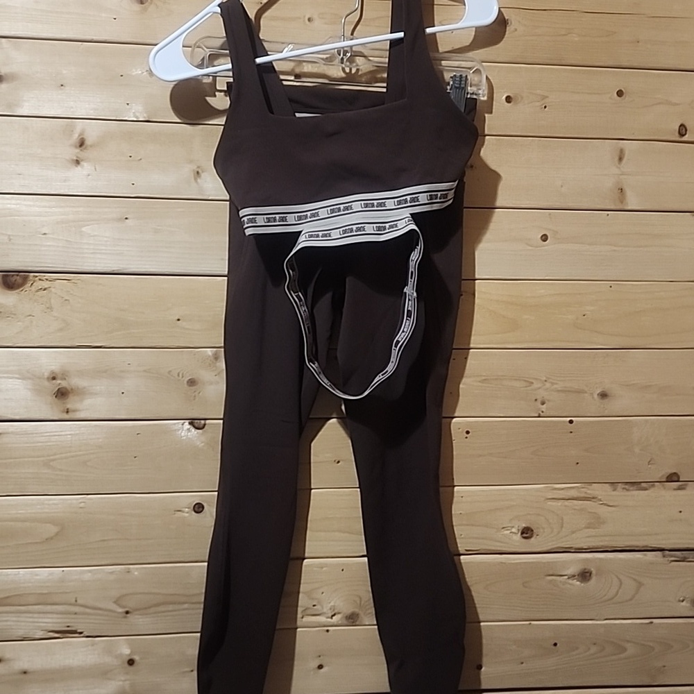 Lorna Jane Raceway No Chafe Ankle Biter leggings AND Sports Bra Size XS